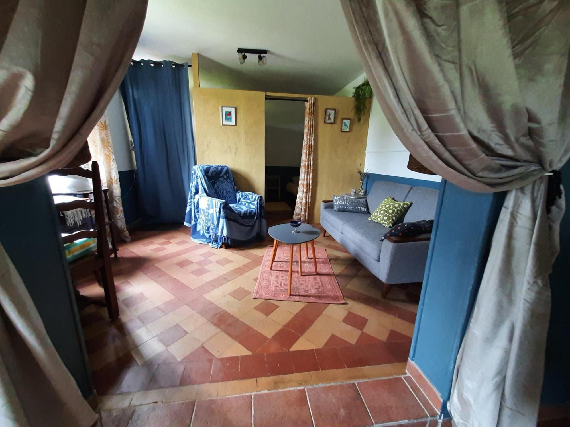 Notre Village Papillon Bed&Breakfast Neret Room photo